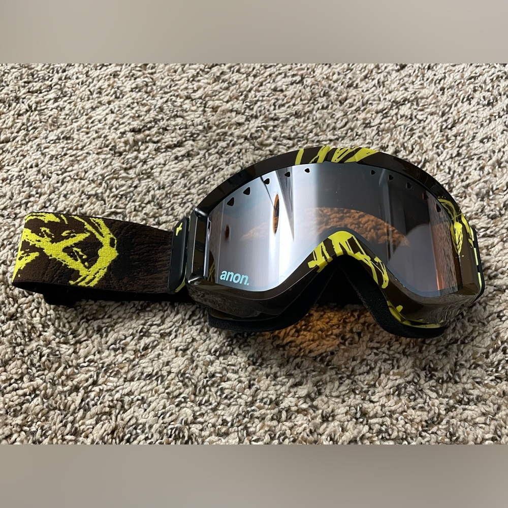Anon Optics | Figment Snow Ski Snowboard Goggles View 2